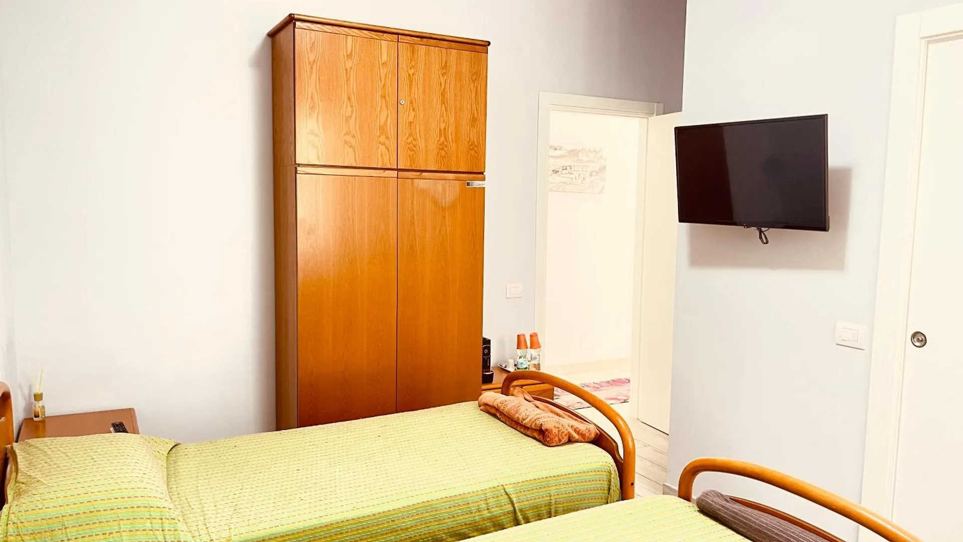 Guest house Affitta Camere Mattia Mottola Fiumicino